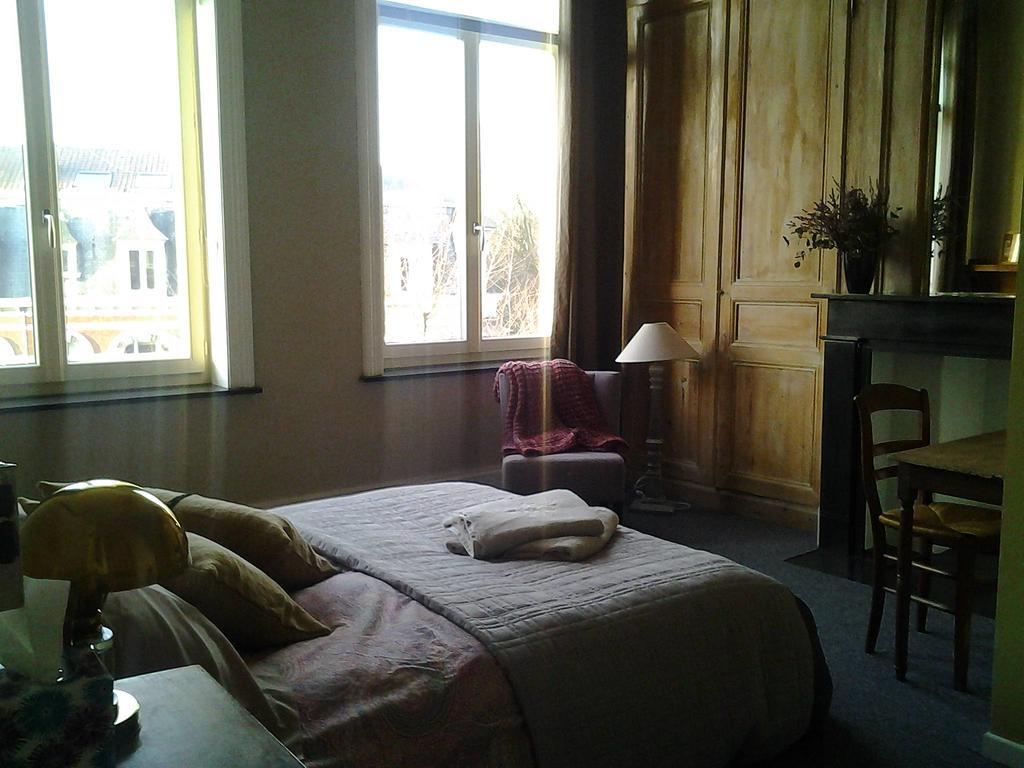 Bed and Breakfast La-Lilloise Лилль Номер фото